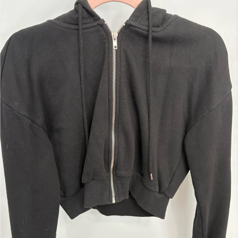 Forever 21 Cropped Black Zip-Up Jacket